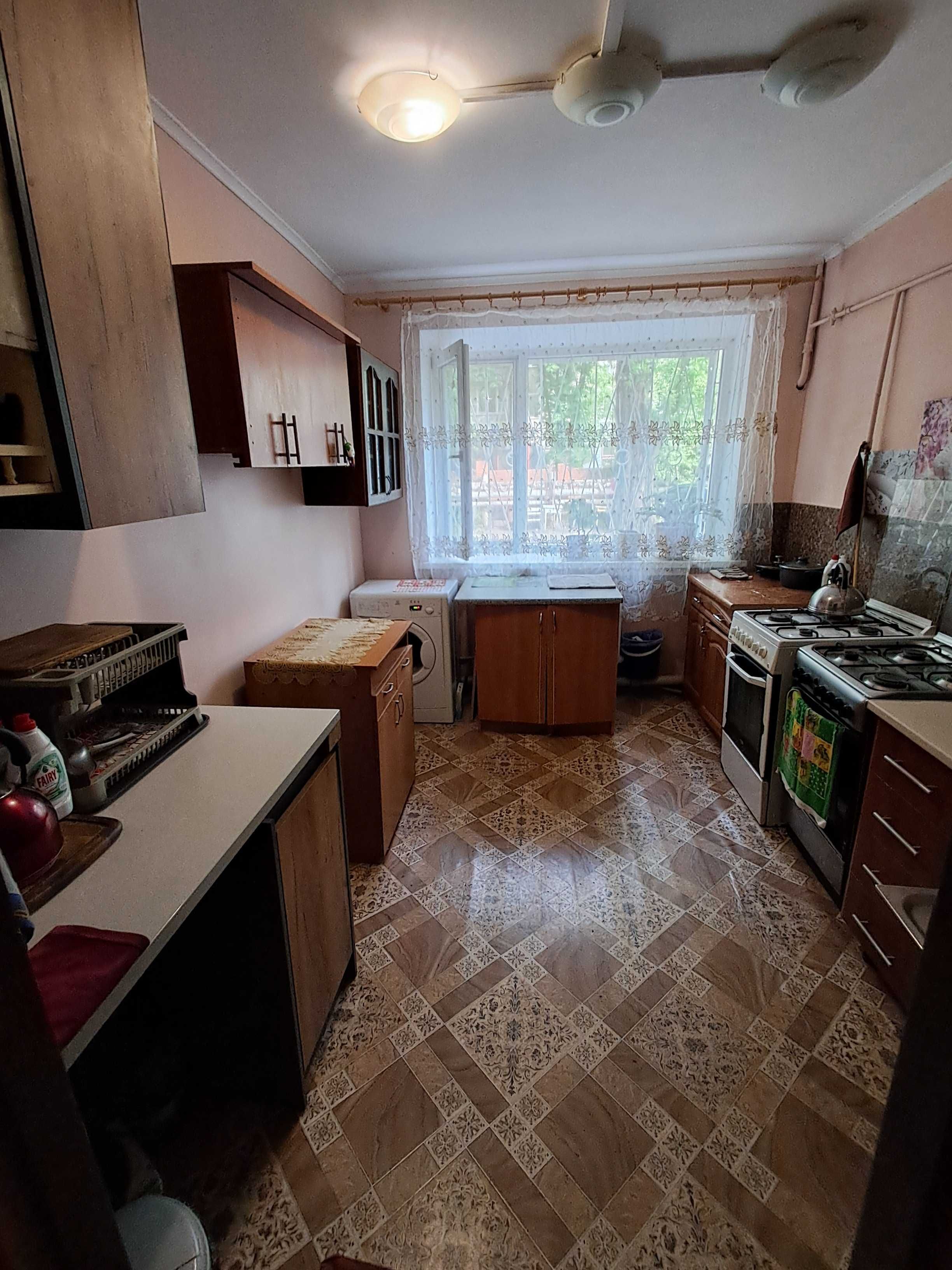 Продам комнату в коммуне от владельца на Космонавтов