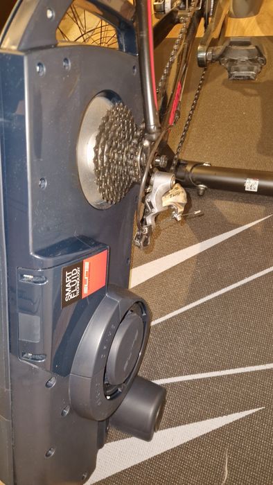 Trenażer rowerowy Elite Turno Misuro B+