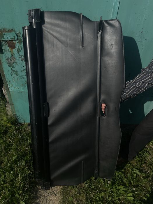 Продам Шторку Bmw e 61