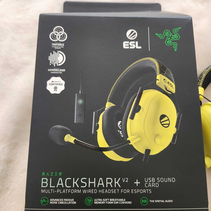 Ігрові навушники Razer BlackShark V2 ESL Edition