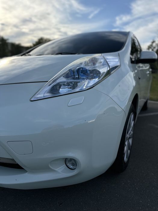 Nissan Leaf 24kw їде 110-120км 9палок! Ціна до 25.10