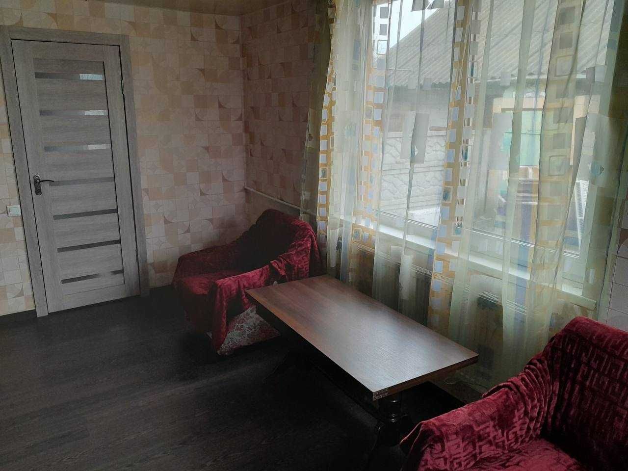 Продається затишний будинок у селищі Березна, Чернігівської області