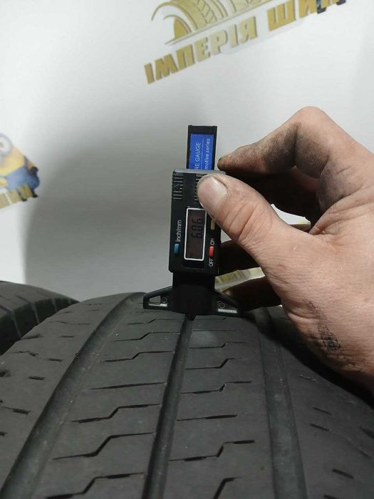 *Шини Continental 215/70R15С. 2шт. Літо 2020р. (587)
