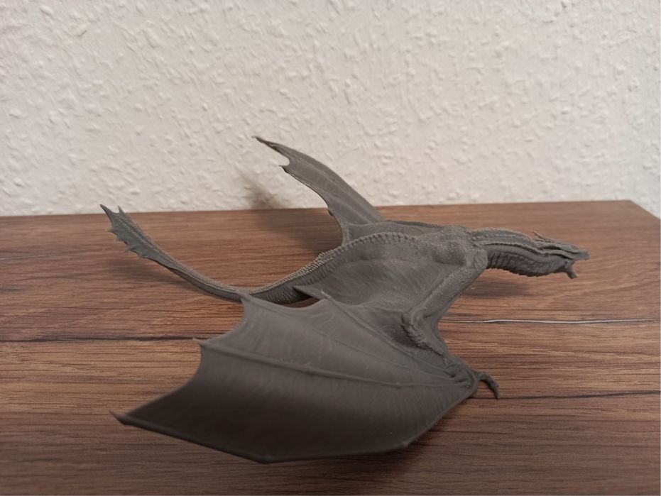 ДРАКОН З “ГРИ пристолів»