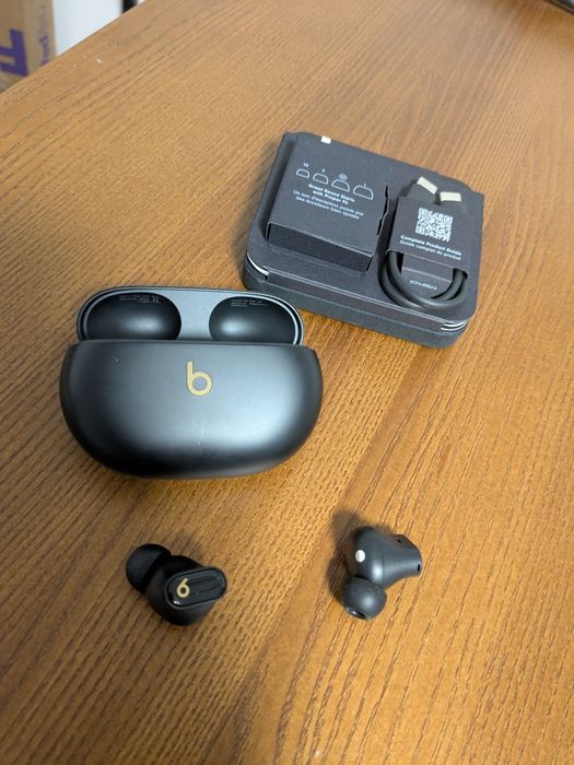 Навушники TWS Beats Studio Buds +