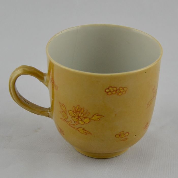 Rara Chávena de café, dourados e “rouge de fer” – séc. XVIII -Qianlong