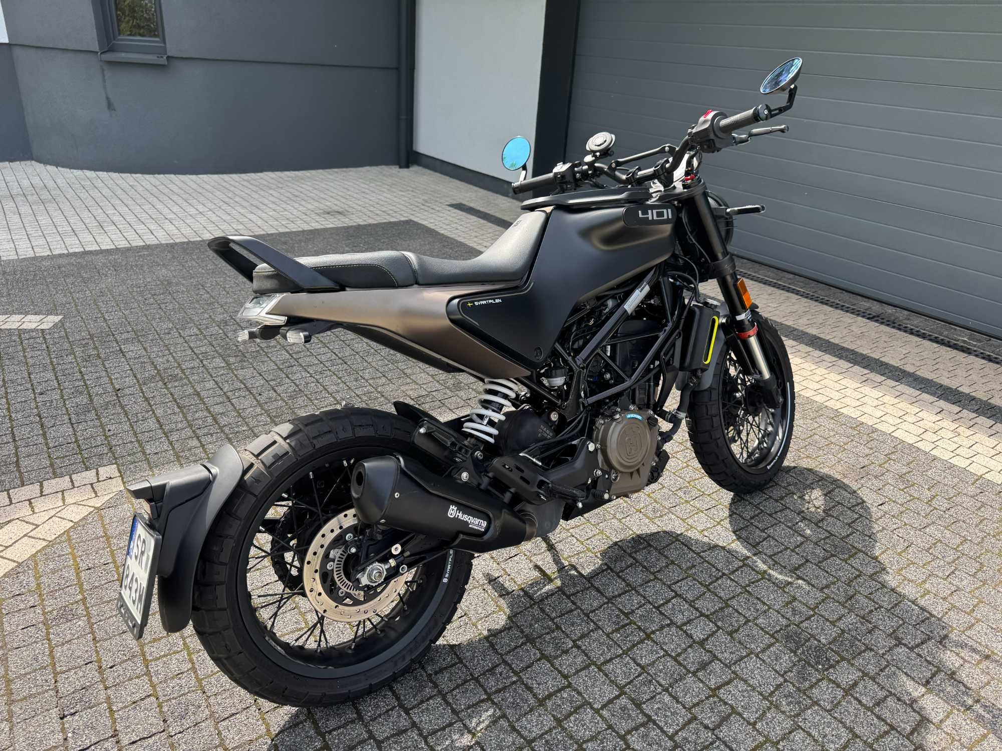 Husqvarna Svartpilen 401 A2  mały przebieg, ABS, bdb stan