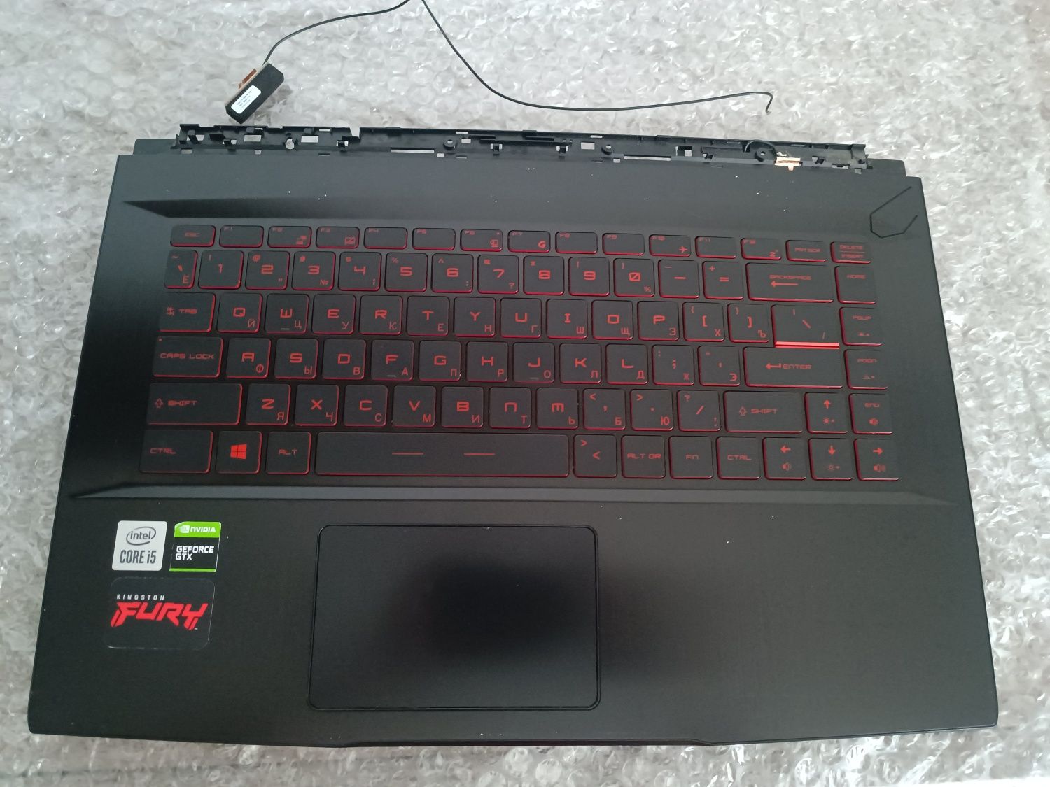 Топкейс + клавіатура MSI GF63 Thin (під ремонт)