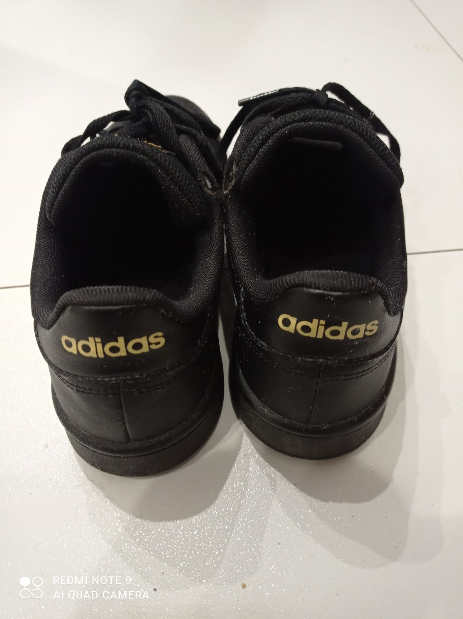 Do sprzedania buty firmy Adidass r. 39cm