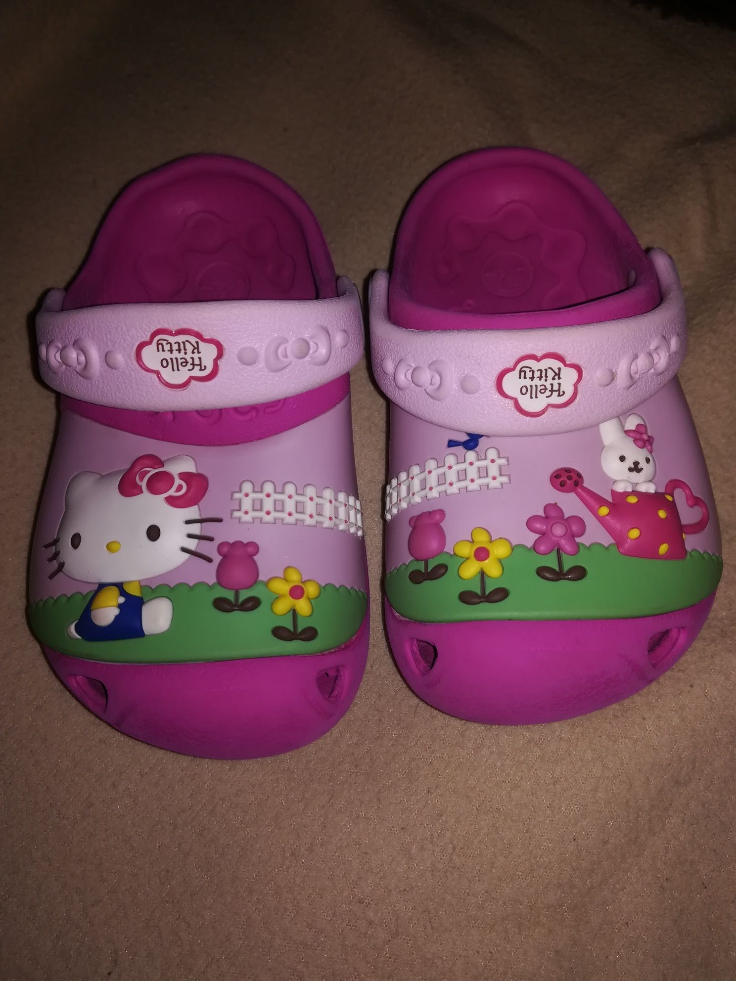 Crocs original hello Kitty