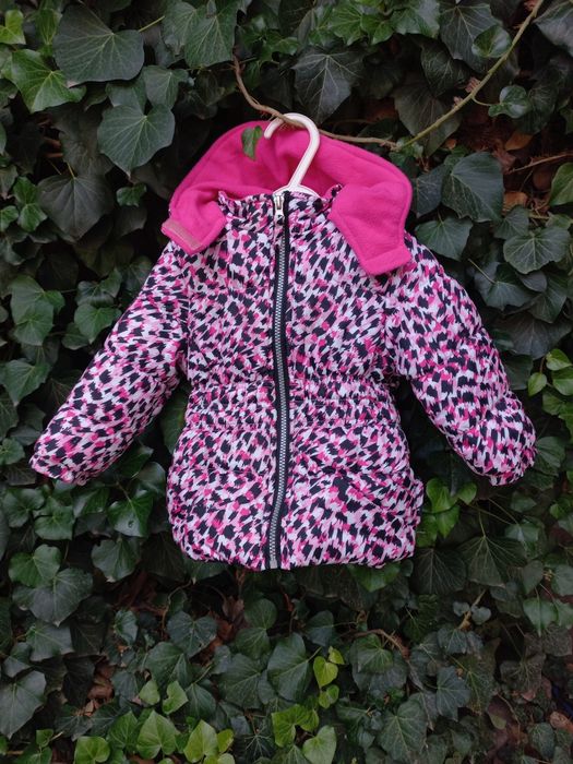 Курточка осіння (тепла) на дівчинку