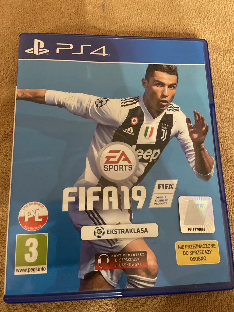 Gra Fifa 19 jak nowa