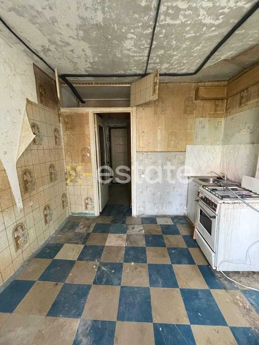 Продам квартиру на Ж/М Парус