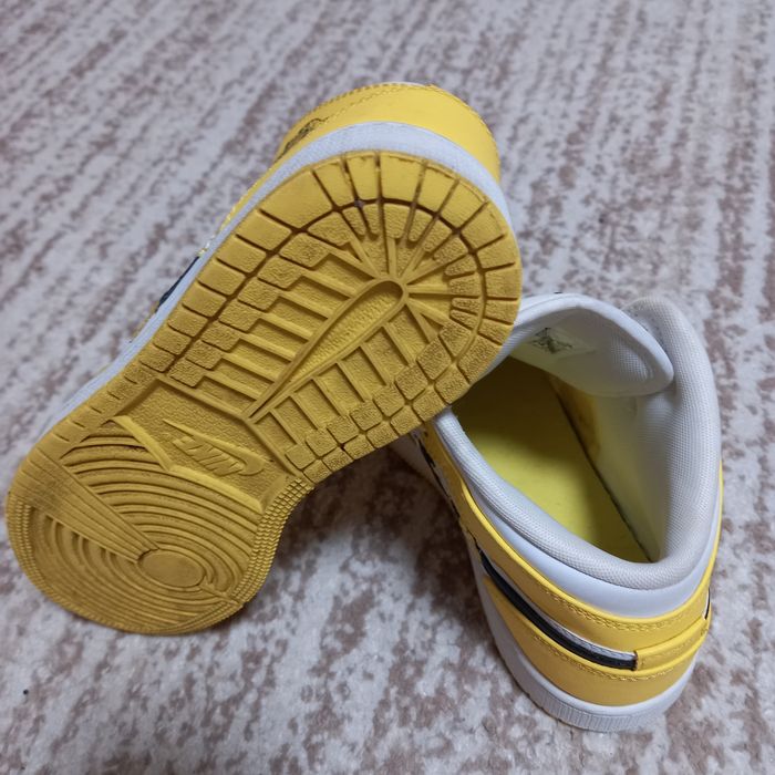 Кросівки ,Nike  23.5см