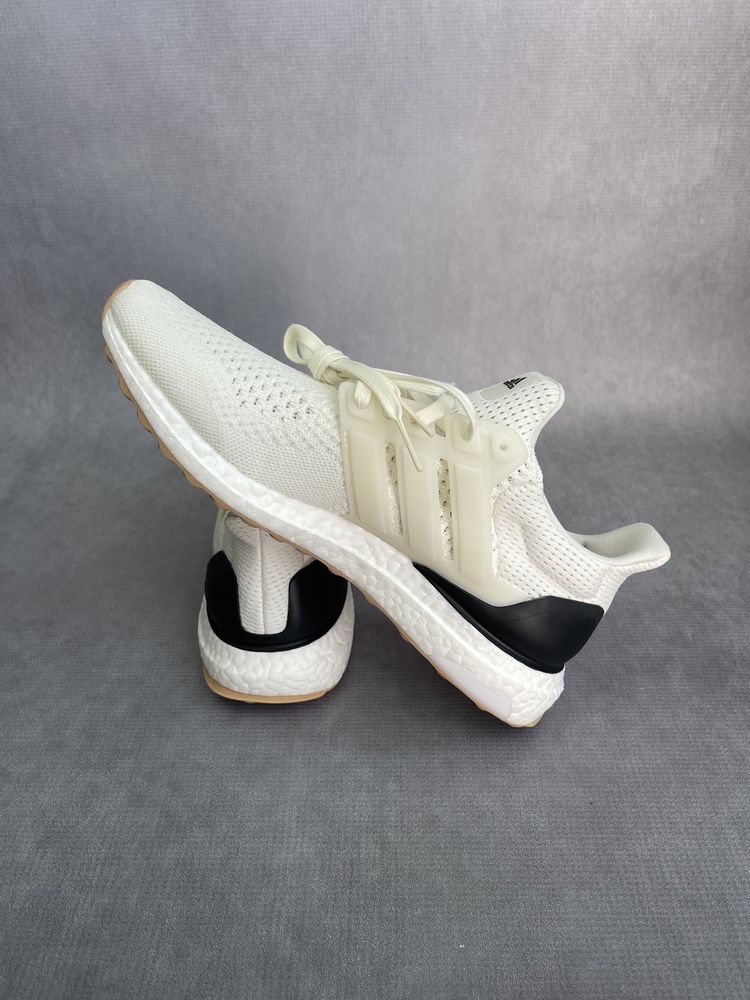 Buty adidas Ultra Boost 1.0 DNA Off White Gum r. 42 2/3