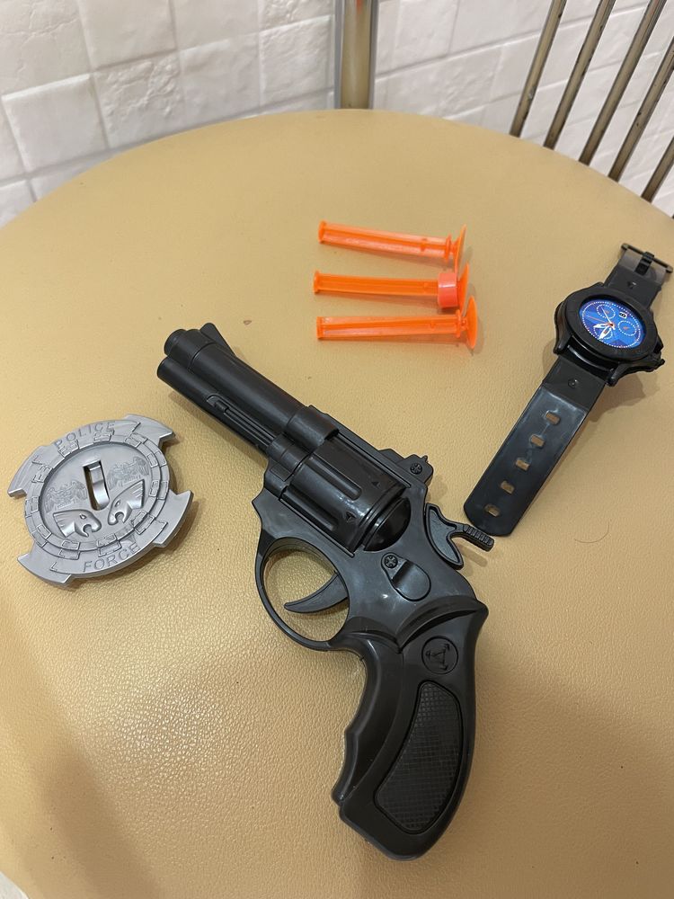 Игровой набор полицейского, пистолет, часы, значок