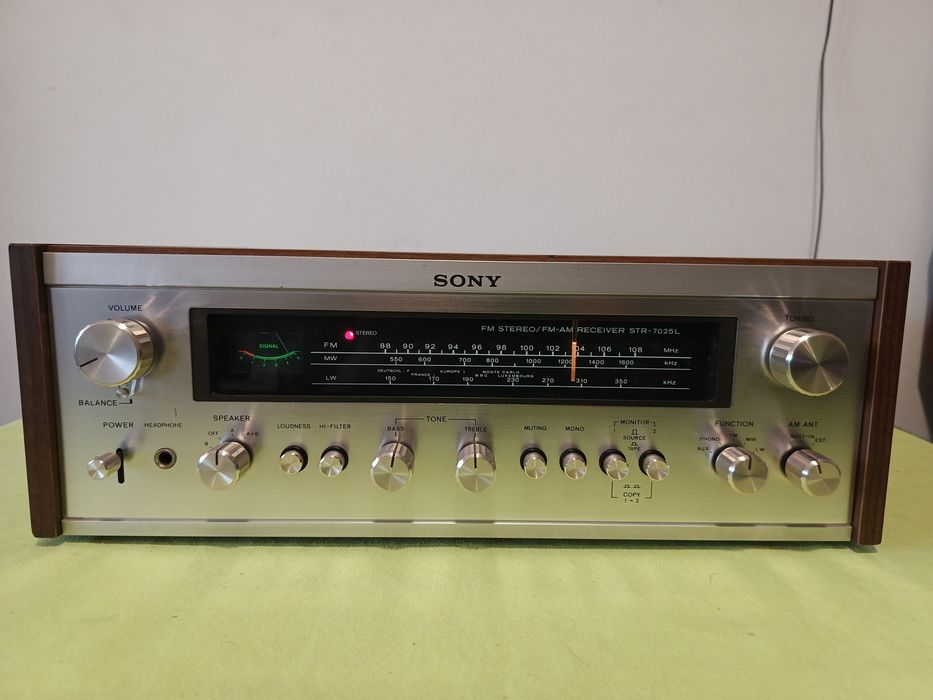 Amplituner SONY STR - 7025 L