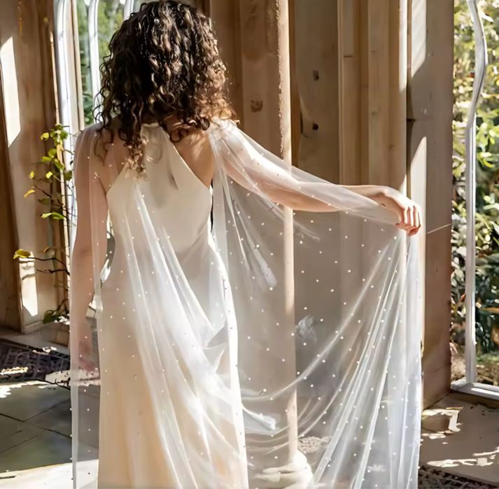 Весільний кейп в перлинки. Перли. Фата. Накидка