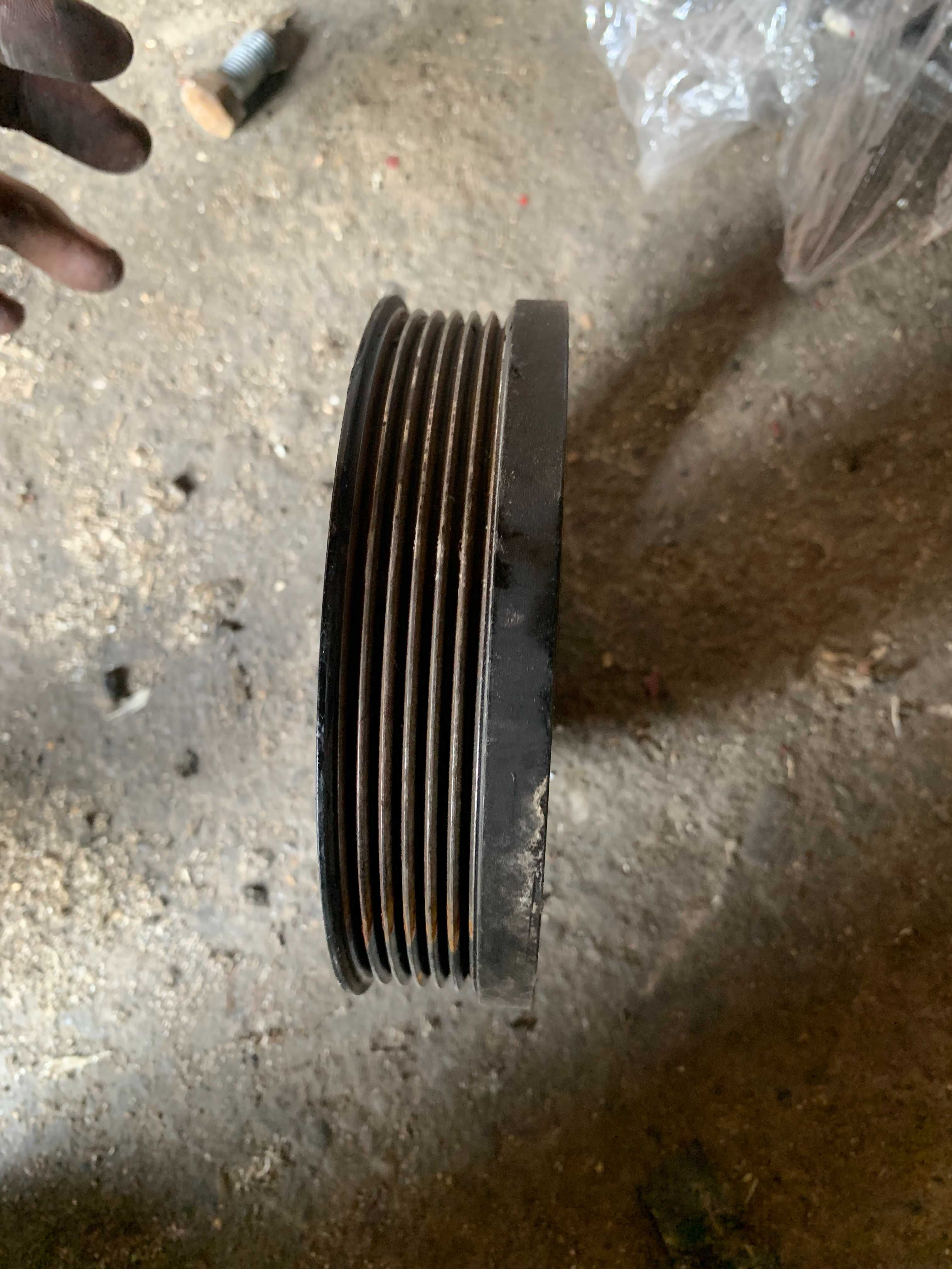 Шків коленвалу для Octavia A5 Passat B5+ 1.9 TDI 03G105243