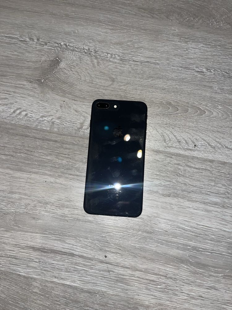 Iphone 8 plus 64gb