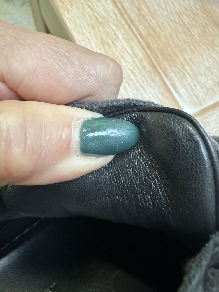 Vendo tenis burberry usados
