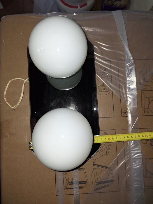 Sprzedam lampe łazienkową