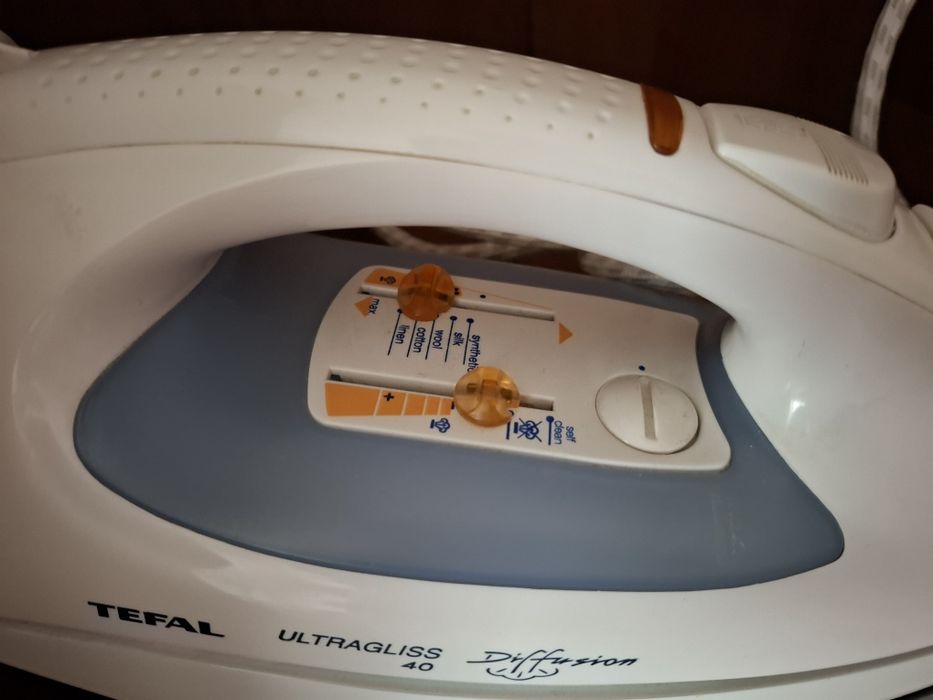 Продам утюг TEFAL