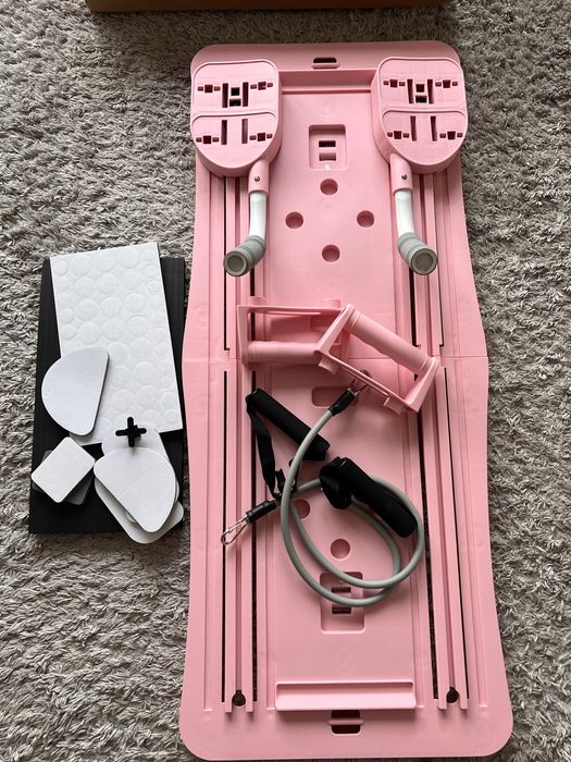 składany reformer do treningu, pilatesu, fitness ćwiczenia w domu