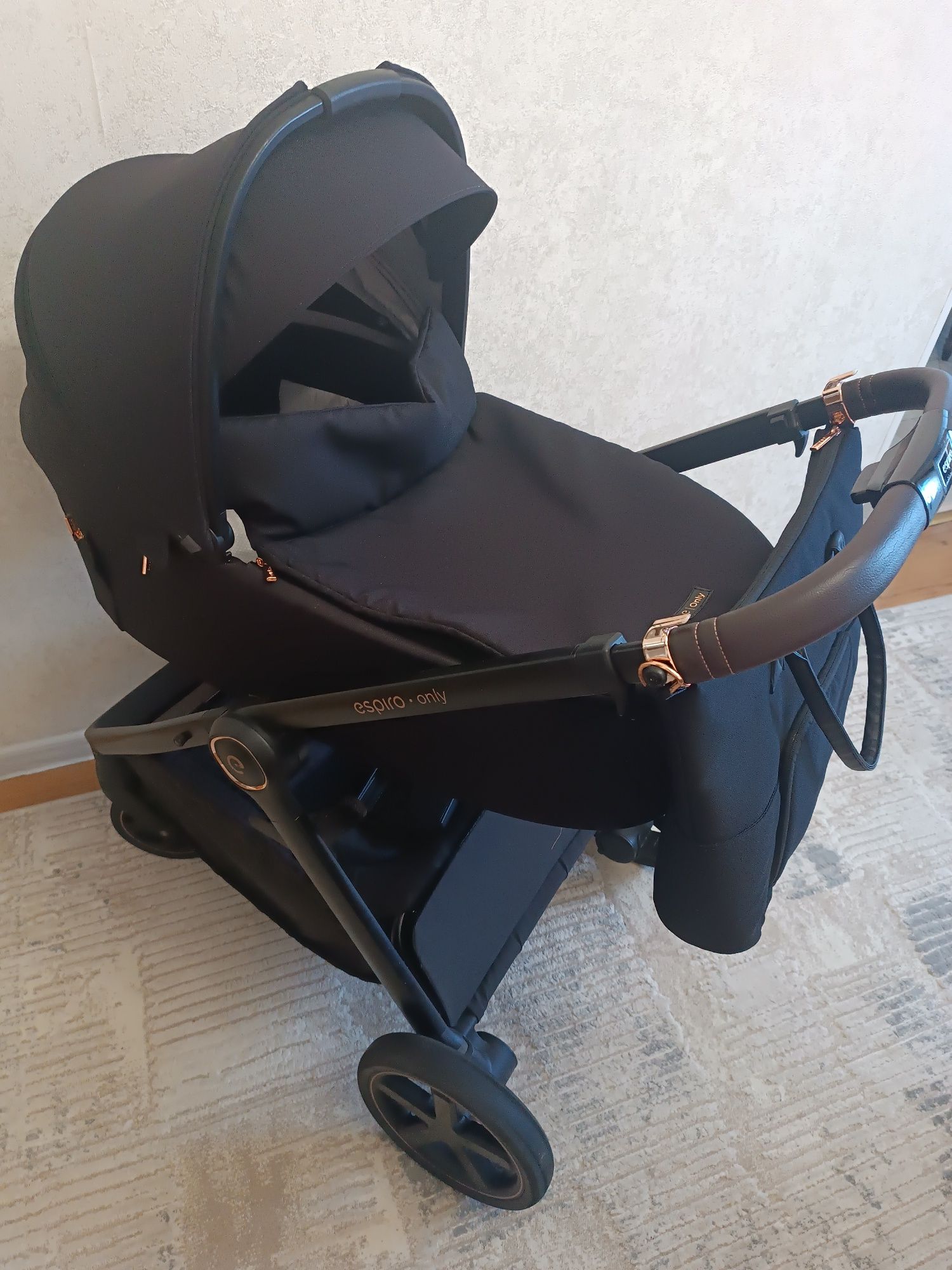 Продам коляску 2 в 1 Espiro Only