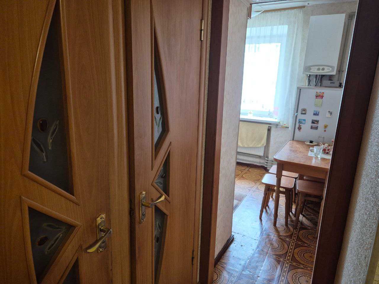 Продам 3 к квартиру в центрі
