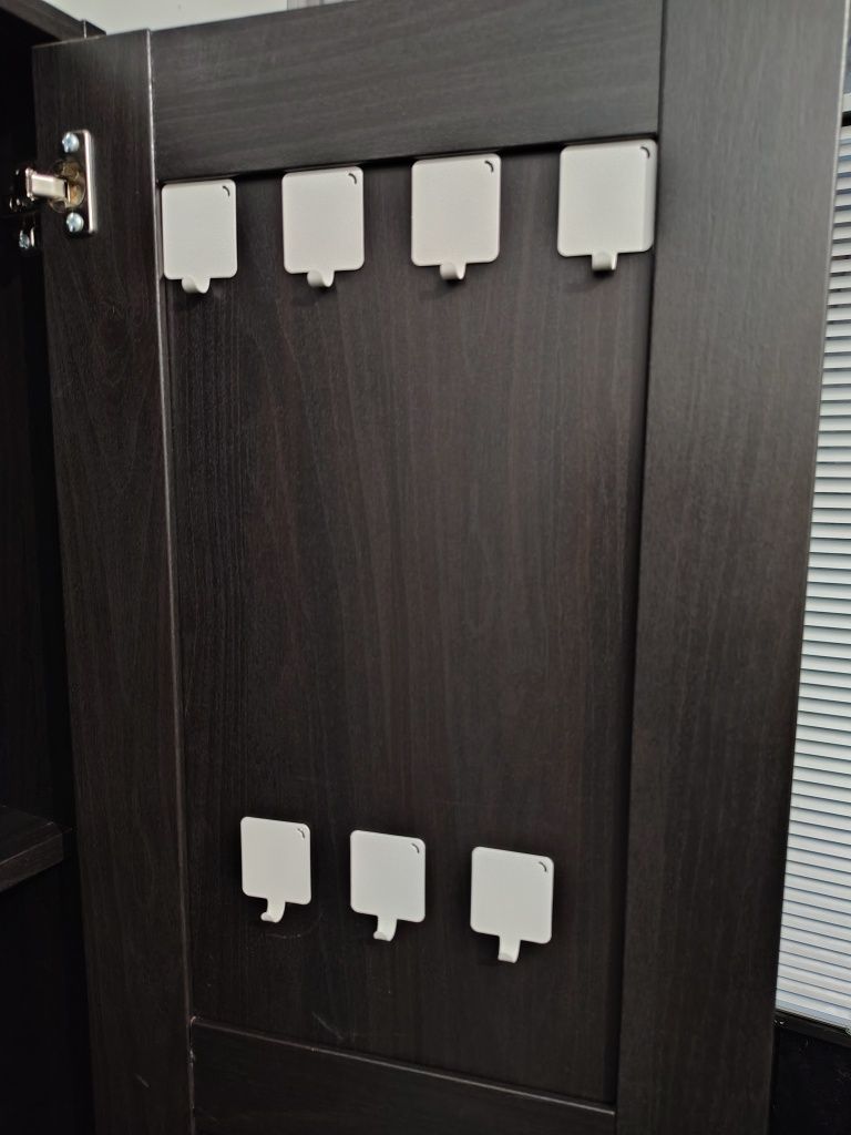 Szafa Rakkestad Ikea 3-drzwiowa czarna-brąz wenge