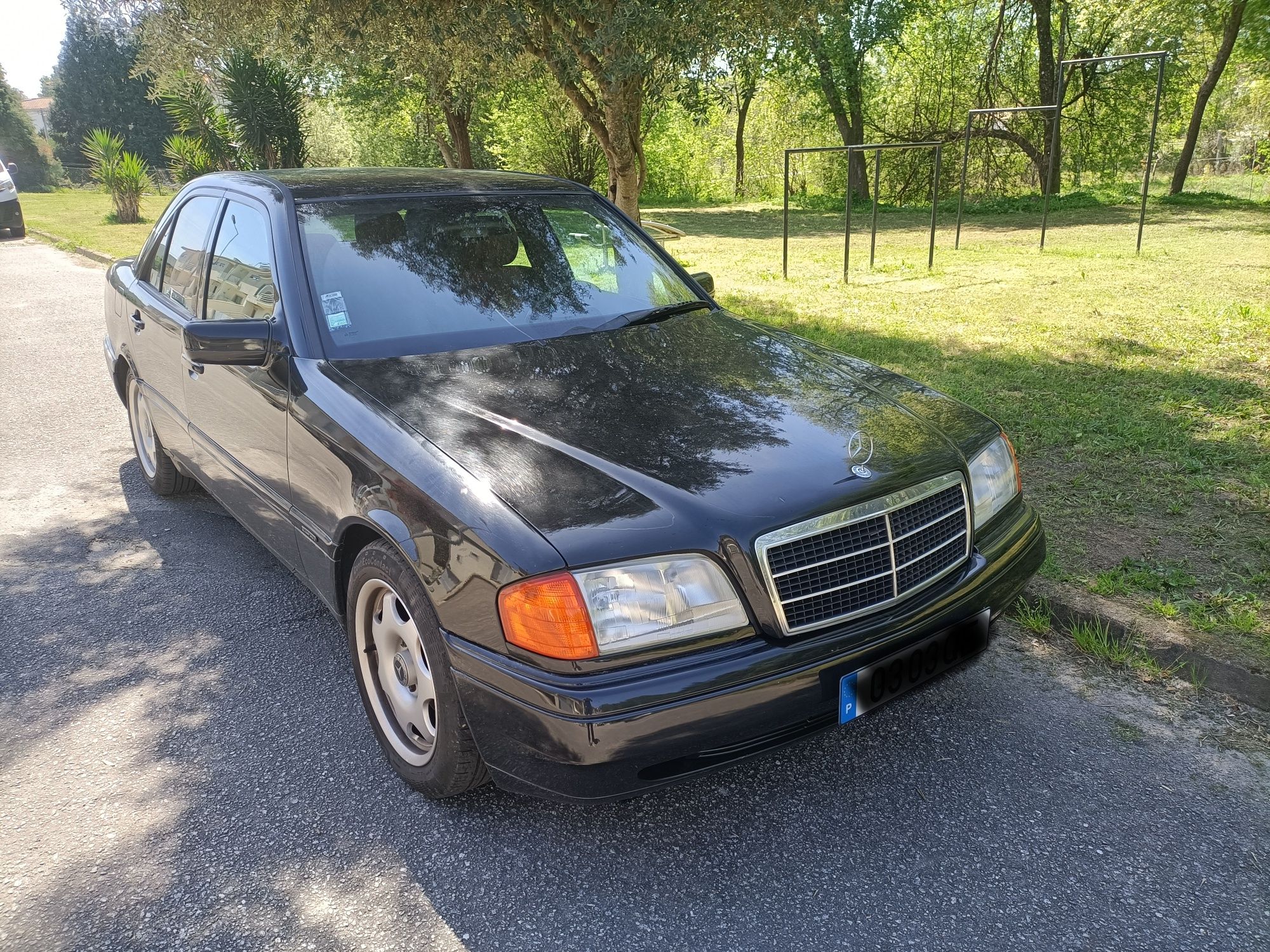 Mercedes Benz C220 sprit Diesel  W202