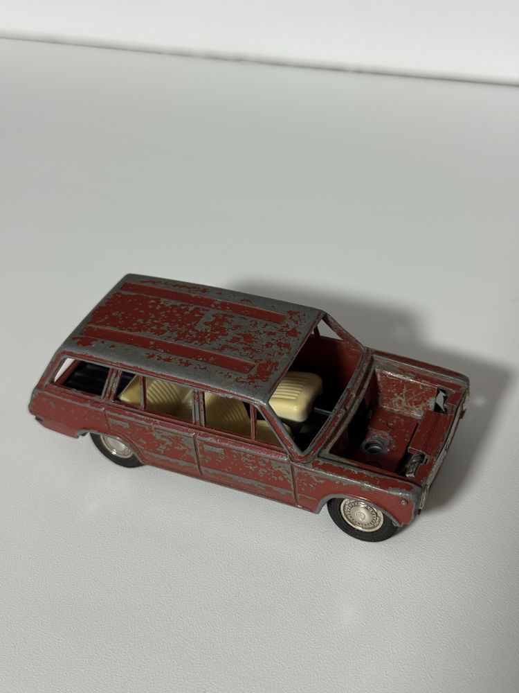 Модель 1:43 ВАЗ-2102 А11 СССР  (Під реставрацію)