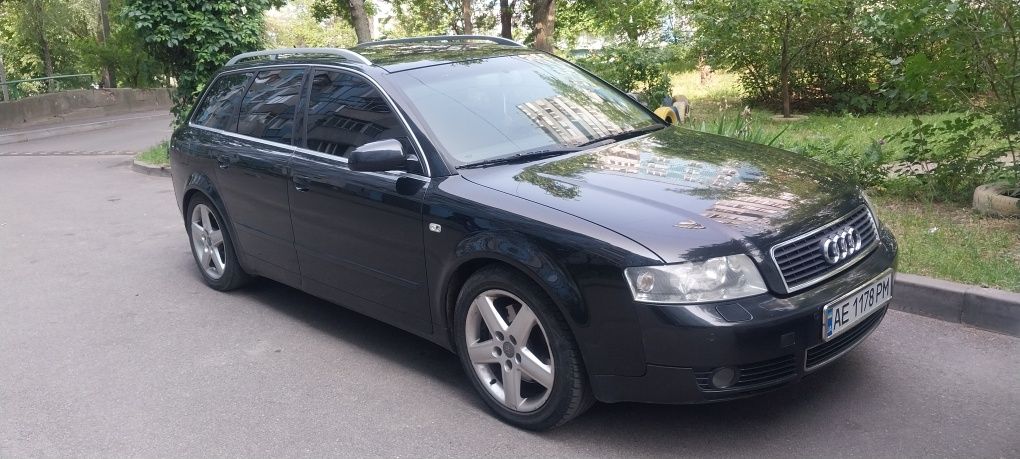 Ауди а4 б6  2004г
