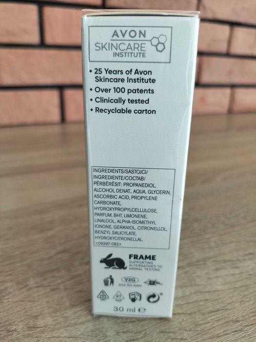 Avon Serum do twarzy z 10% witaminą C