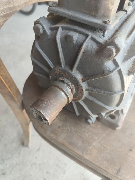 Silnik 3,0 kw 1430 obrotów