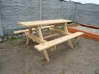 Stół z ławkami ogrodowy