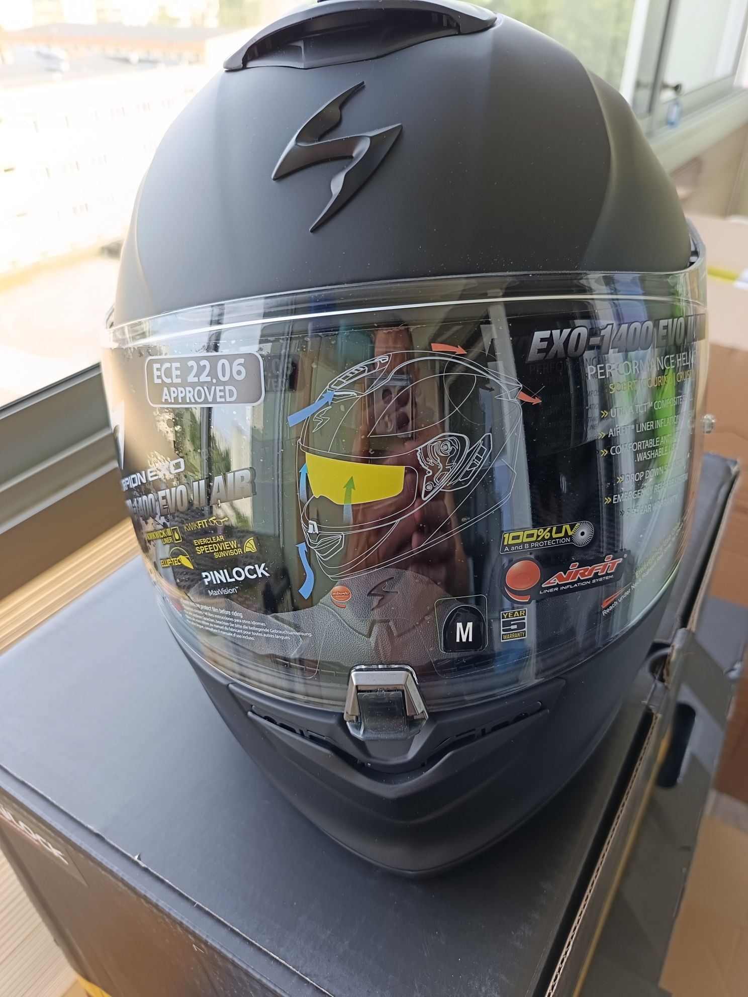 Kask motocyklowy Scorpion exo-1400 EVO II air matt Black solid.