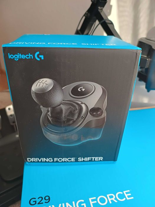 Zestaw Logitech G29 Driving Force + Shifter + Stojak – Stan idealny!