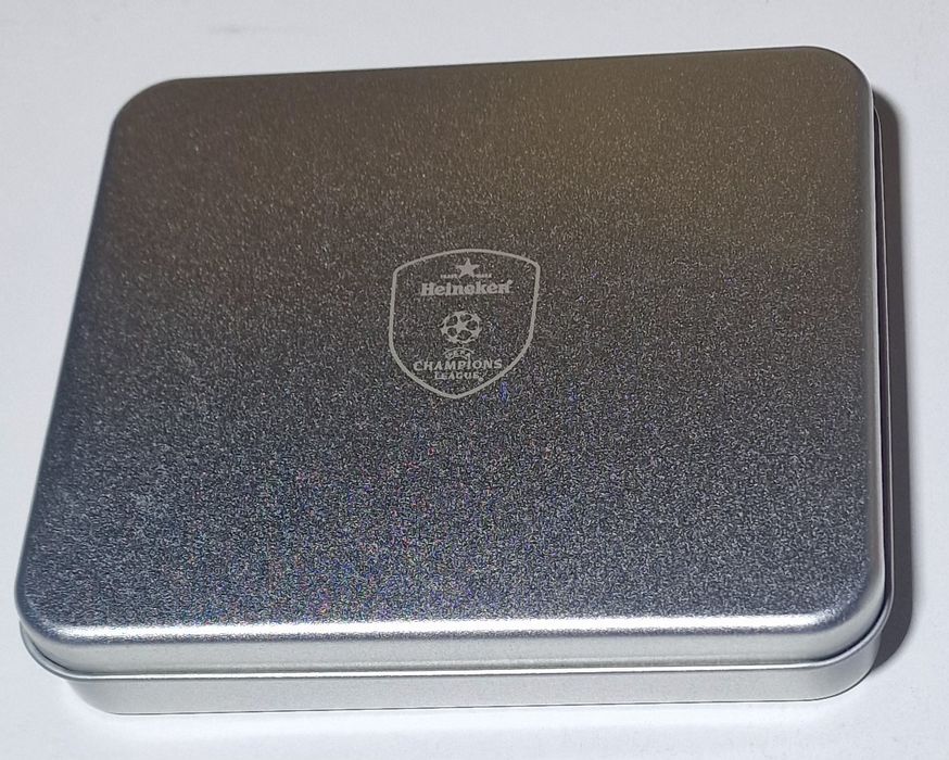 Conjunto de pin's da final da Liga dos Campeões/Heineken