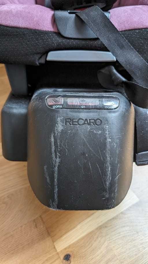 Fotelik samochodowy RECARO OptiaFix (9-18)