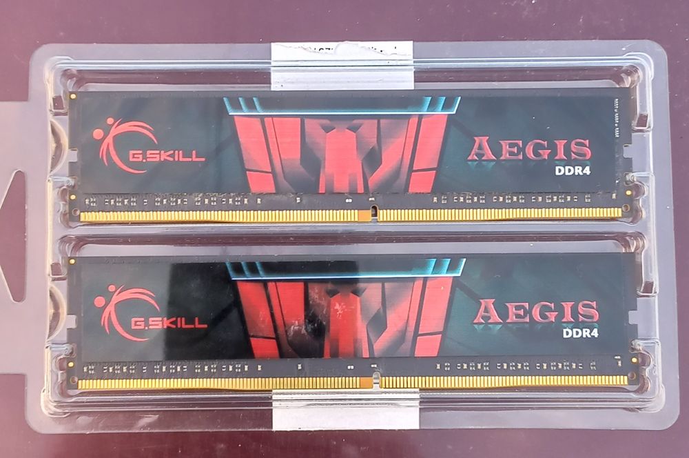 Оперативная память DDR4 G.Skill 2×4 gb 2400