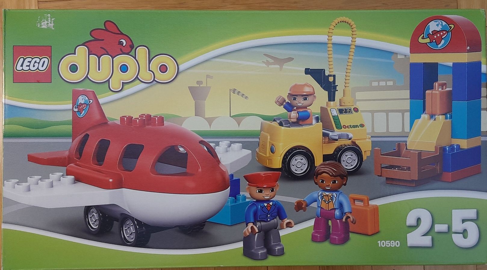 Конструктор LEGO DUPLO Транспорт Аеропорт (10590)
Огляд Конструктор LE