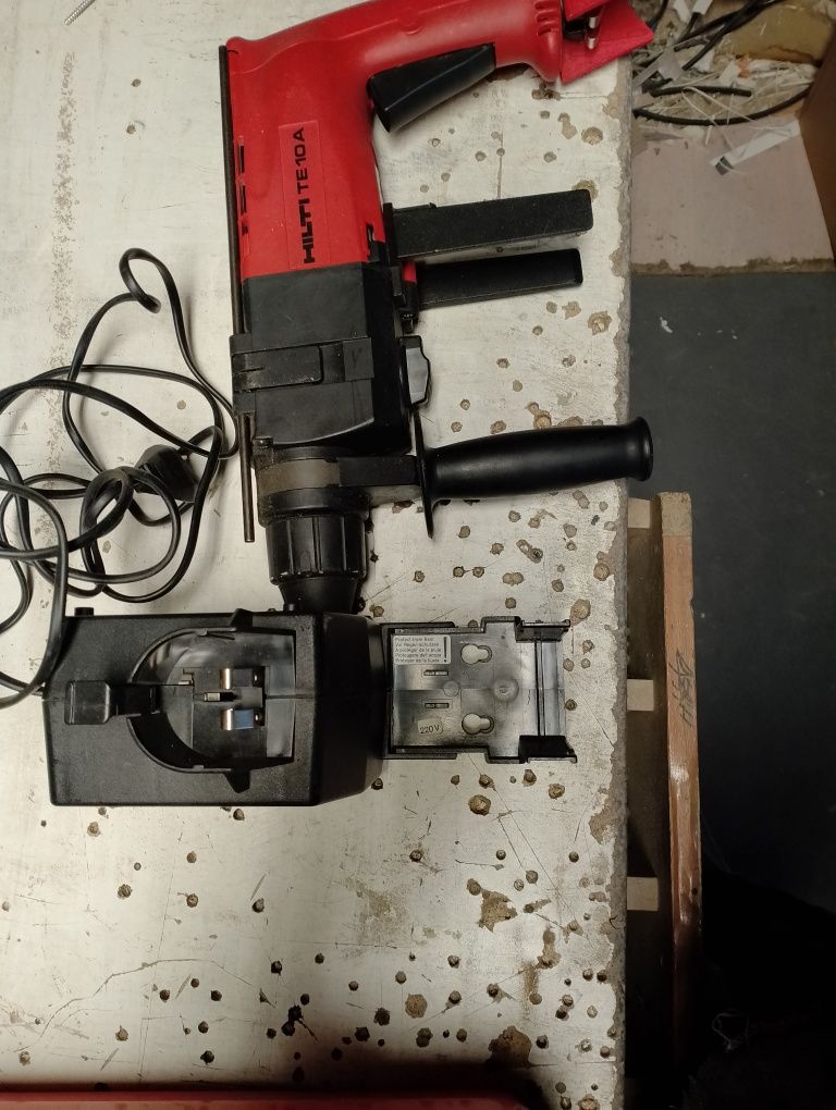 Sprzedam udar Hilti