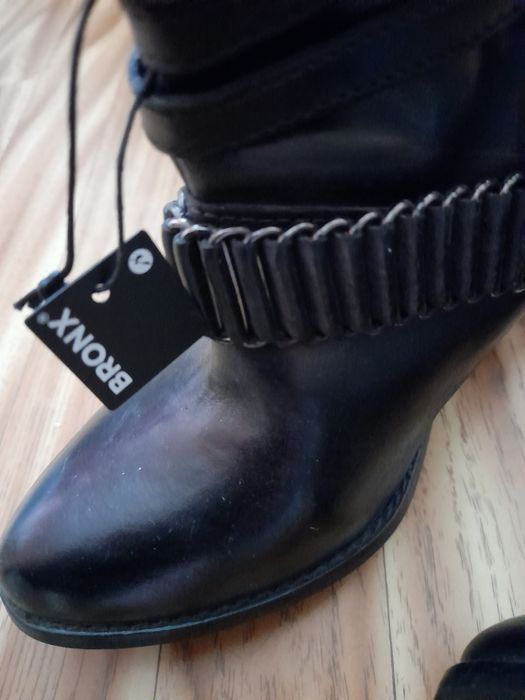 Kozaczki dam.krótkie rozm 38-nowe