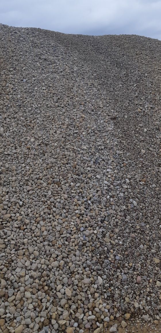 Ziemia żwir 16-32 piach siany płukany zasypkowy