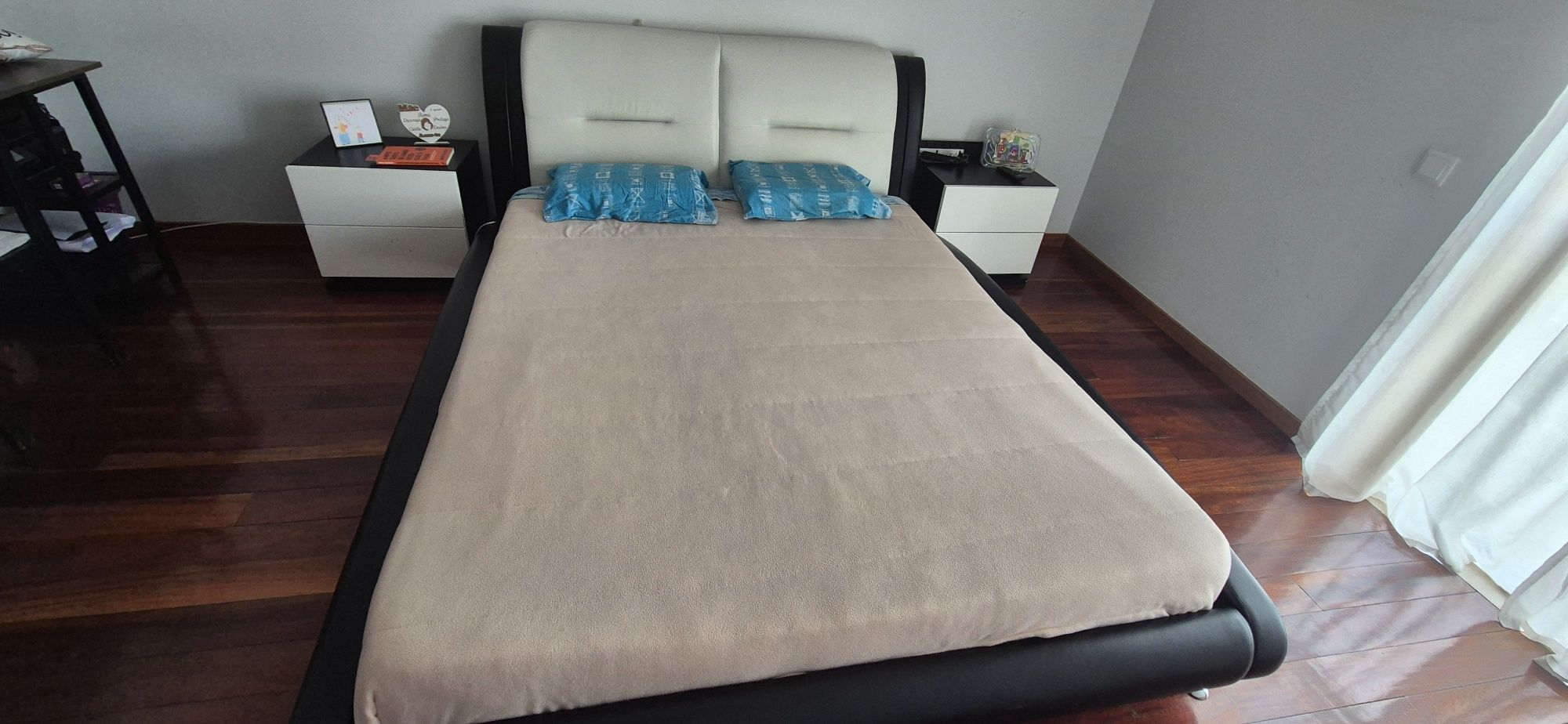 Cama Casal sem colchão