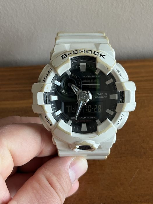 Sprzedam zegarek Casio G-Shock GA-700