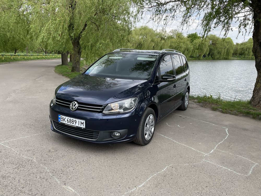 Volkswagen Touran 1.6cdti 2012рік (2011) Туран, Туран