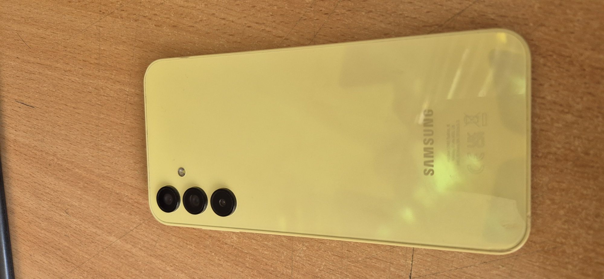 Samsung A15  SM-155F 128g   2024 смартфон.